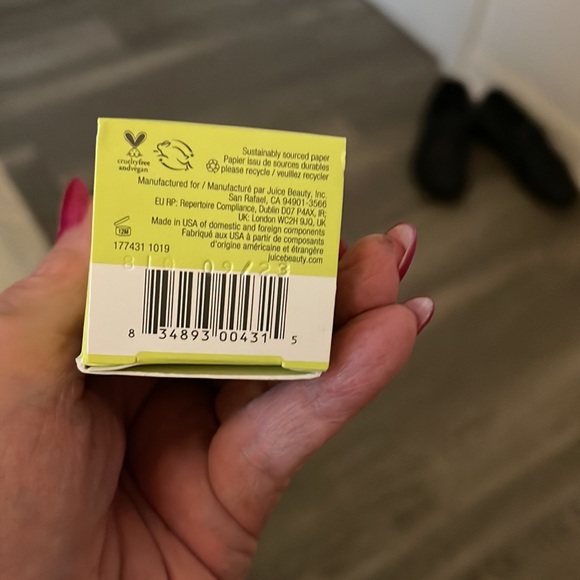 Juice Beauty SPF 30 Oil-Free Moisturizer NEW - Picture 11 of 12